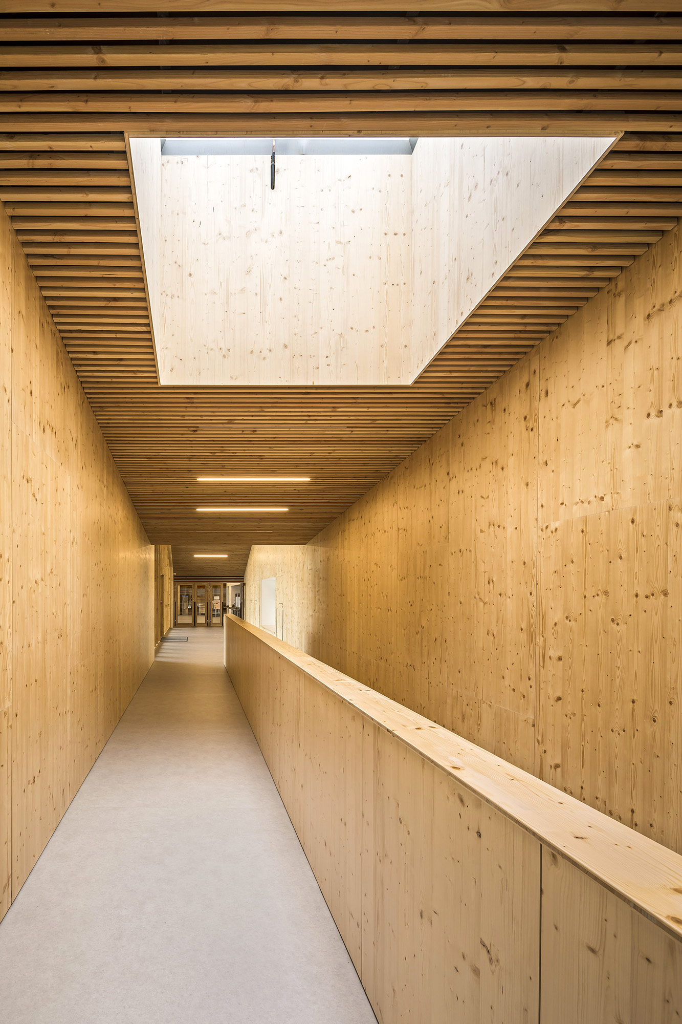 Ecole les coteaux fleuris - Architecture Ardoise