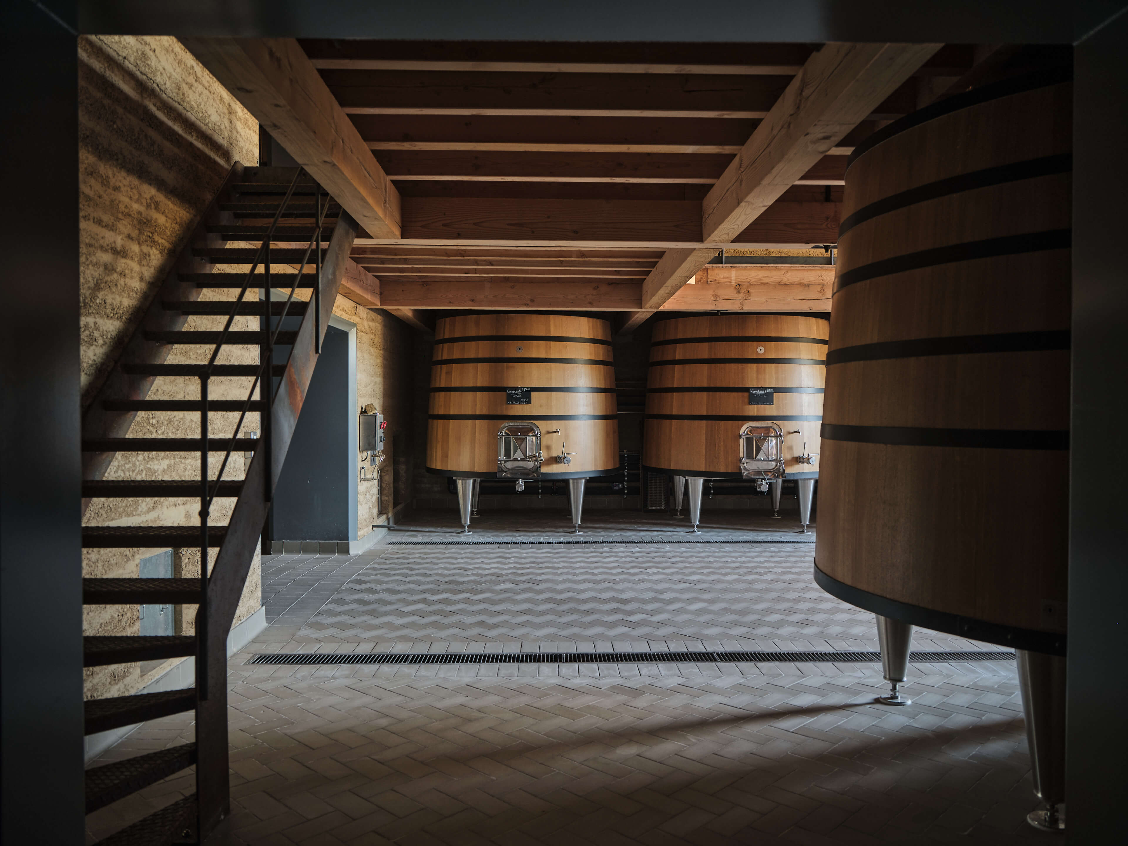 Chateau de Beaucastel - Architecture Pisé