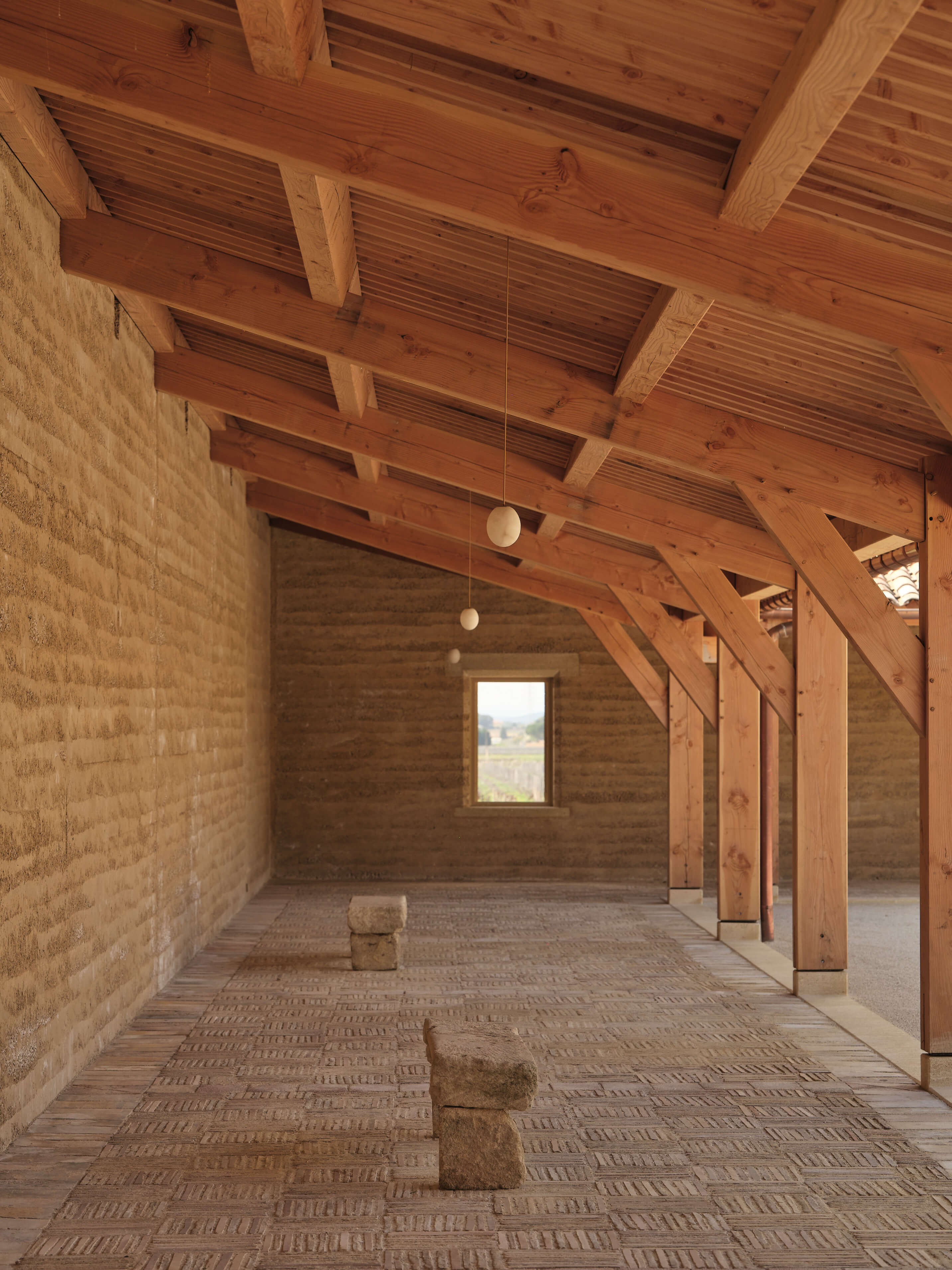 Chateau de Beaucastel - Architecture Pisé