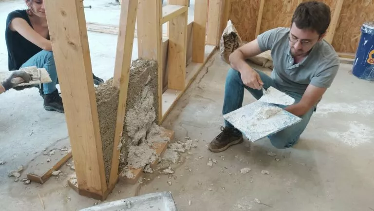 PRO-CHANVRE - Concevoir et construire en béton de chanvre dans le cadre des règles professionnelles